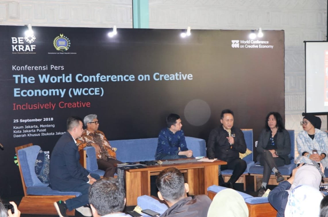 Santri Pesantren Dibekali Ilmu Ekonomi Kreatif