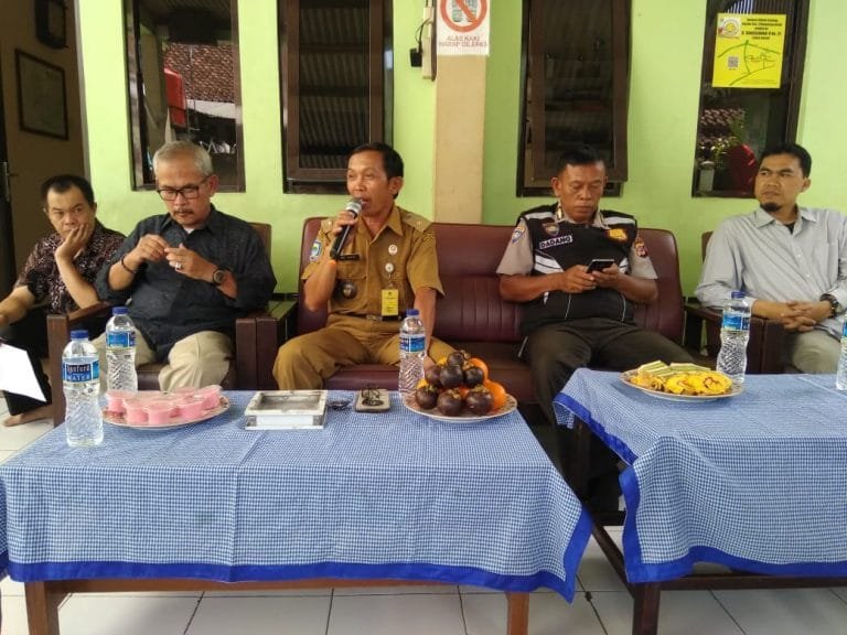 Pelantikan RT di Kelurahan Pasirlayung Berjalan Khidmat