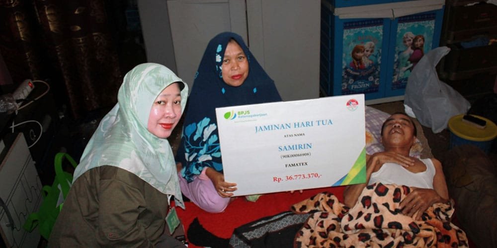 BPJS Ketenagakerjaan Serahkan JHT Rp 36 Juta