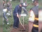 Bupati Bandung Tanam Pohon di Cilodong