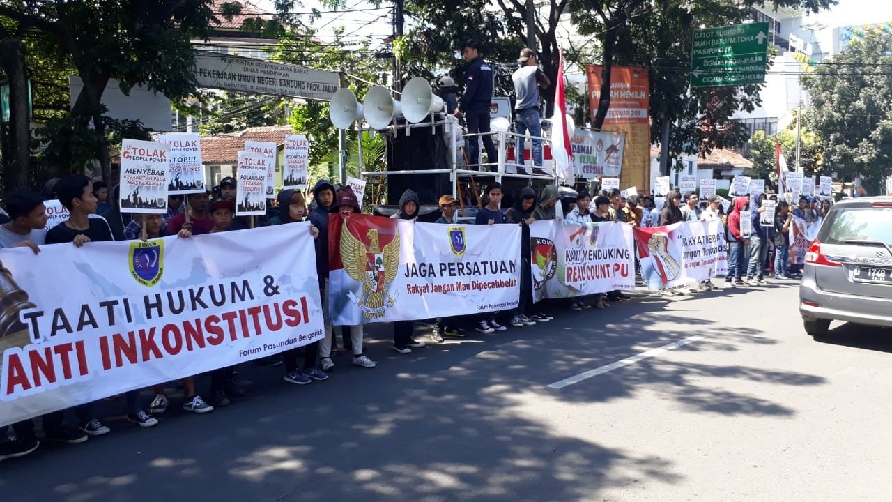 Jangan Terpengaruh Aksi People Power