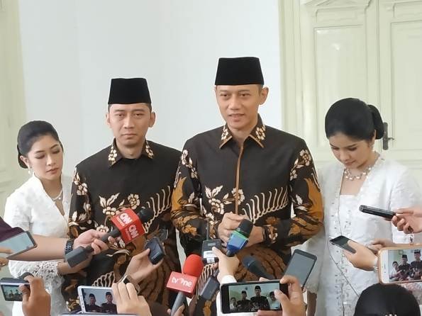 Keluarga Yudhoyono Menangis Dengar Jokowi Sebut Kata ‘Flamboyan’