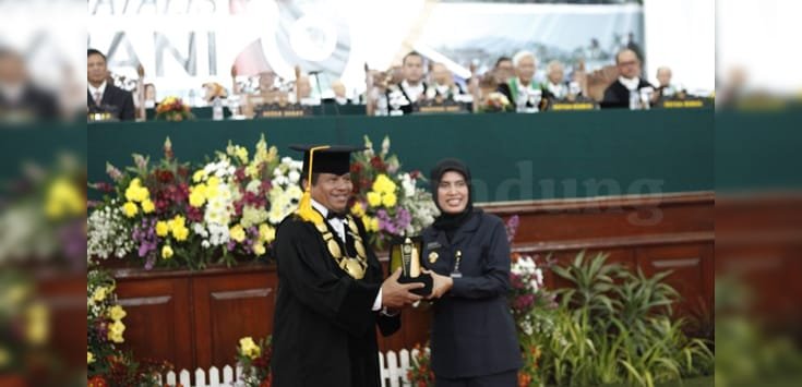 Ajak Mahasiswa Bela Negara