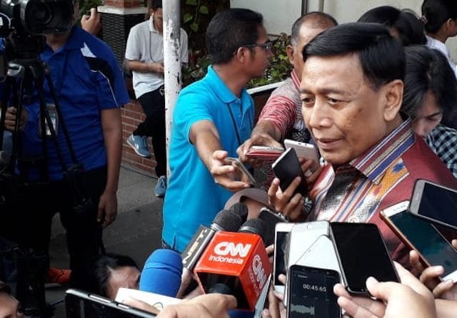 Wiranto: Jokowi dan Prabowo Harus Bertemu