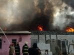 Pabrik Kapas Terbakar Warga Cipatik Panik