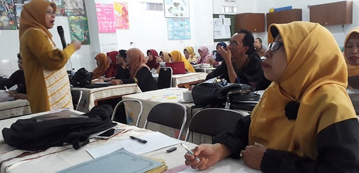 Bukan Sekedar Pelatihan Guru