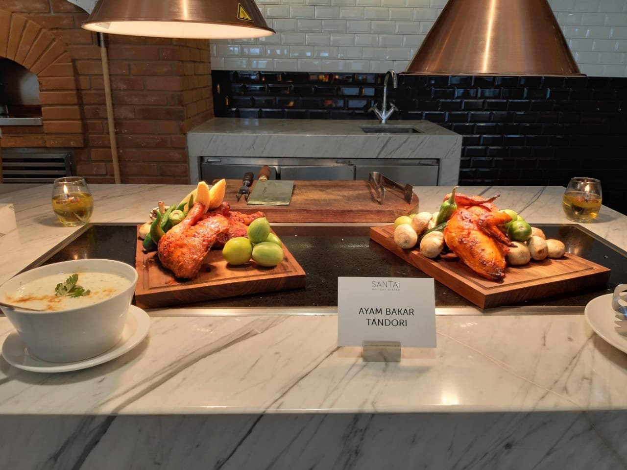 Lezatnya Ayam Tandori di Mason Pine Hotel