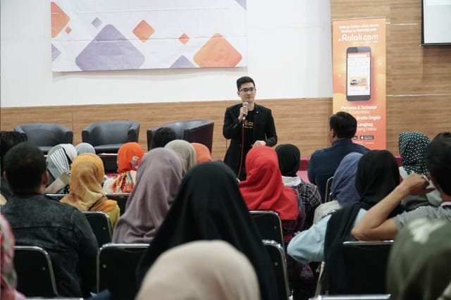 Perkembangan Bisnis Food Truk di Bandung Kian Mudah Dijangkau