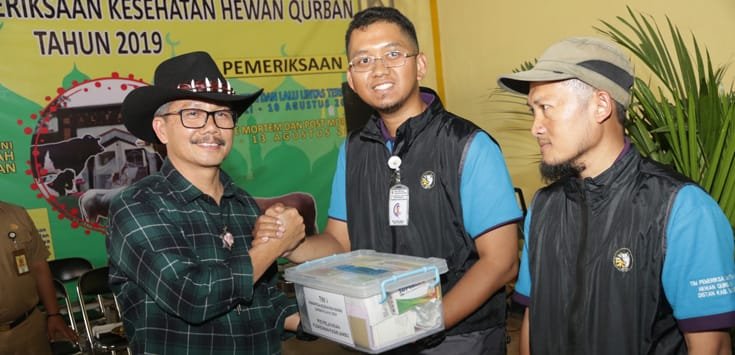 Kadistan Lepas Tim Pemeriksa Kesehatan Hewan Kurban
