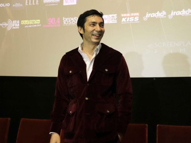 Intip Gaya Busana Pemain Film Gundala Saat Gala Premiere