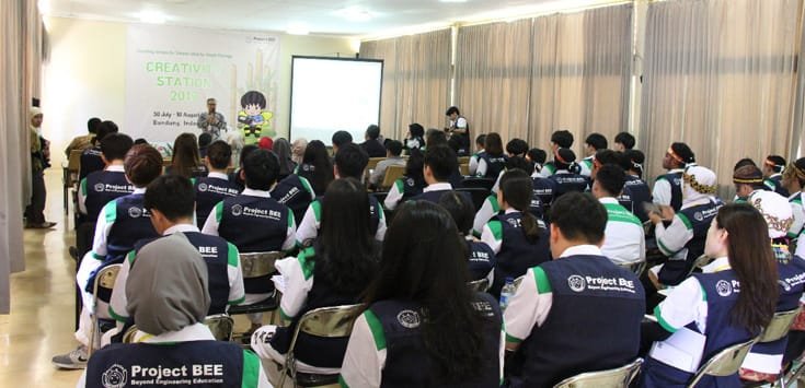 Puluhan Mahasiswa Tel-U Ikut Creativity Station 2019