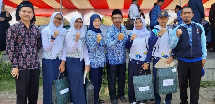 Empat Siswa Bandung Barat Dapat Penghargaan