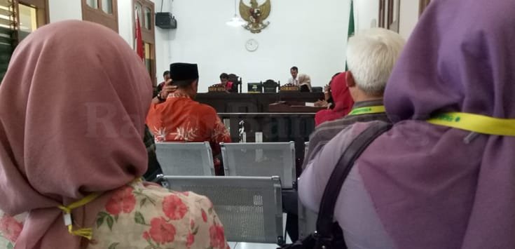 Agus Ukur Tanah Milik Orang Lain