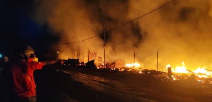 Puluhan Kios Peuyeum Ludes Terbakar