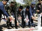 Peringati HUT TNI, Dandim 0605 Subang Ziarah ke TMP Cidongkol