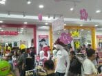 Ariel Meriahkan Grand Opening 3Second Family Store
