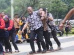 ASN Kota Bandung Berlenggok bak Model Profesional