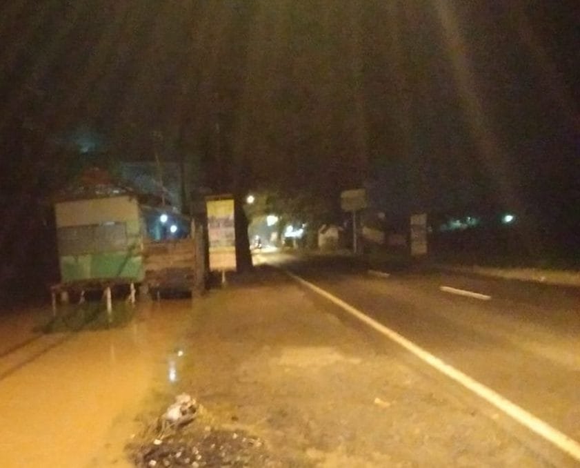 Polsek Paseh Lakukan Patroli Genangan Air di Jalur Cicalengka – Majalaya