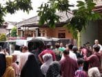 Sule Ikut Gotong Keranda Jenazah Mantan Istri, Lina