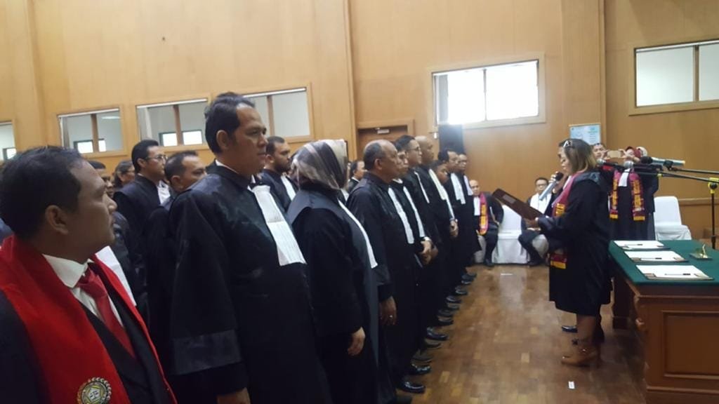 DPD HAPI Jabar Ambil Sumpah 52 Advokat