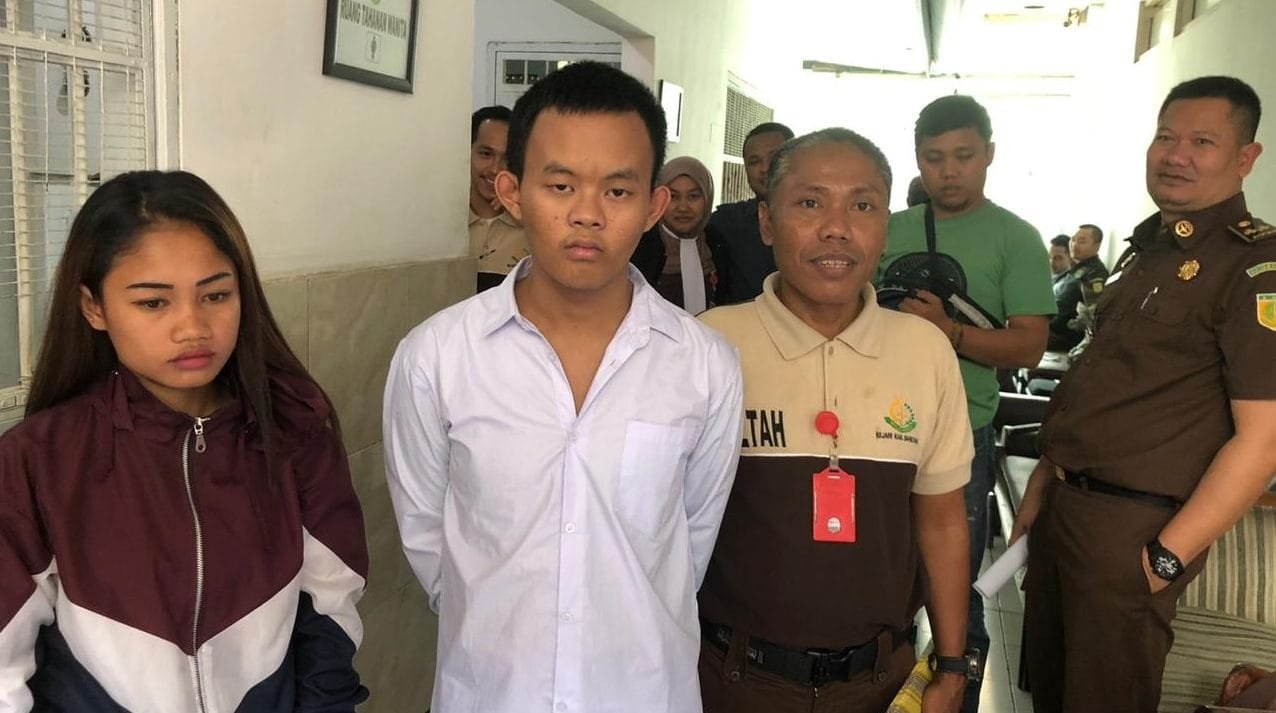 Selundupkan Narkoba ke Pengadilan Saat Sidang