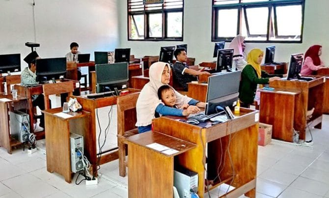 Lulusan Paket C Bisa Bersaing di Perguruan Tinggi
