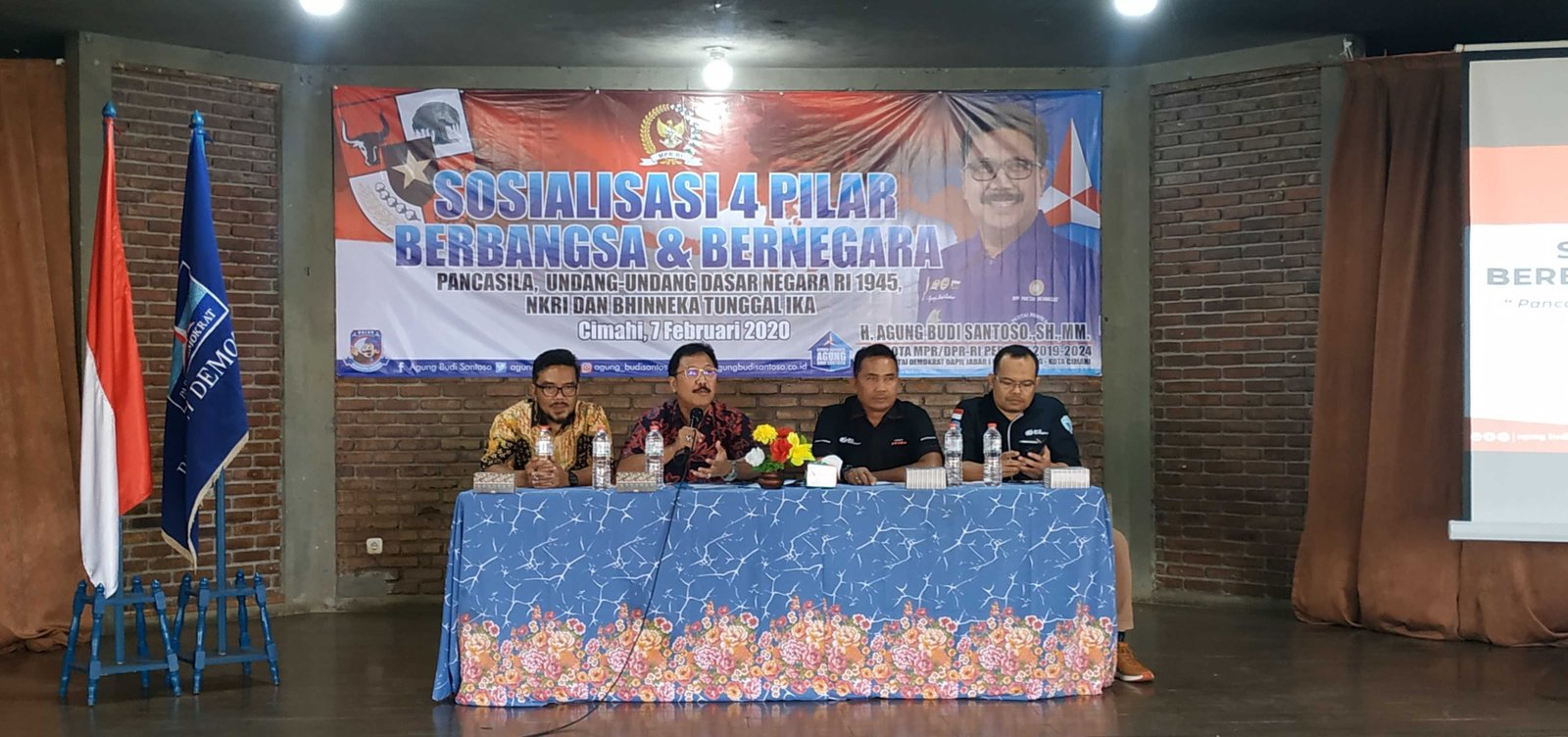 Gotong Royong Sebagai Jaminan Kerja