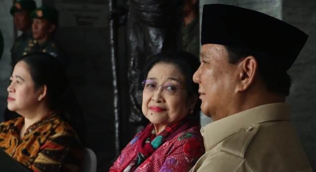 Prabowo Ingin Buat Patung Bung Karno Naik Kuda