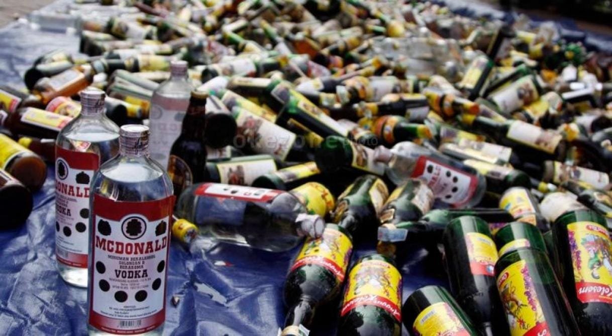 Rumah Mewah Disulap Jadi Gudang Miras