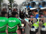 Pemerintah dan Grab Perangi Corona di Bandung