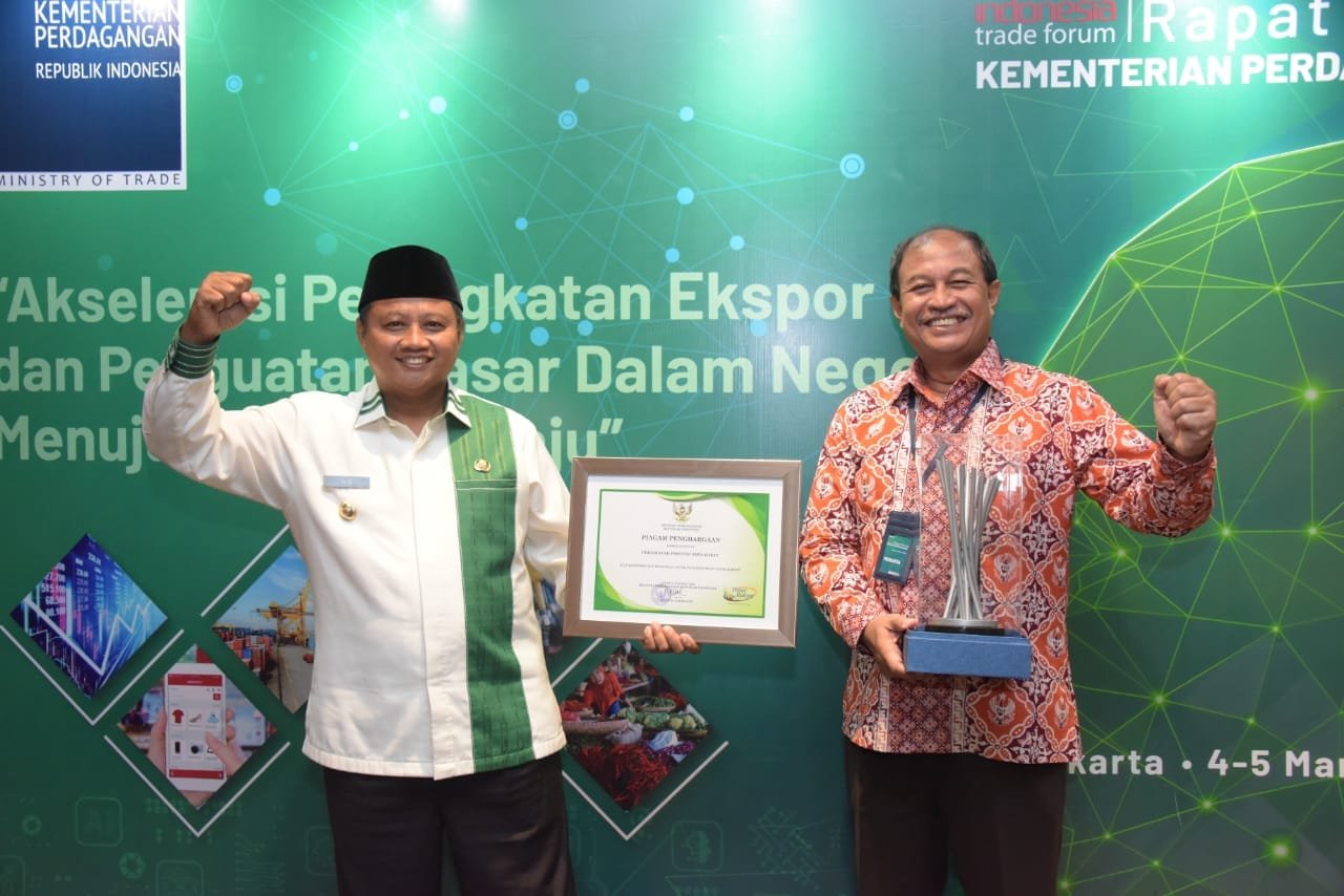 Kemendag Berikan Penghargaan terkait Program Revitalisasi Pasar Ridwan Kamil