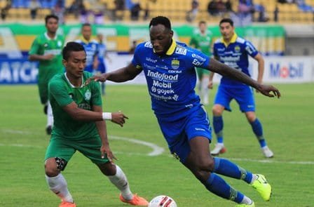 Pulang dari Belanda, Bomber Persib Geoffrey Castillion Dites Corona