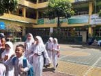 Virus Corona Makin Ganas, Separo Pelajar di Dunia Tak Sekolah