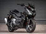 Modifikasi Honda ADV 150 dengan Karakter Batman, Gahar