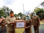 Bupati Bandung Wajibkan Warganya Gunakan Masker Saat Berkegiatan di Luar Rumah