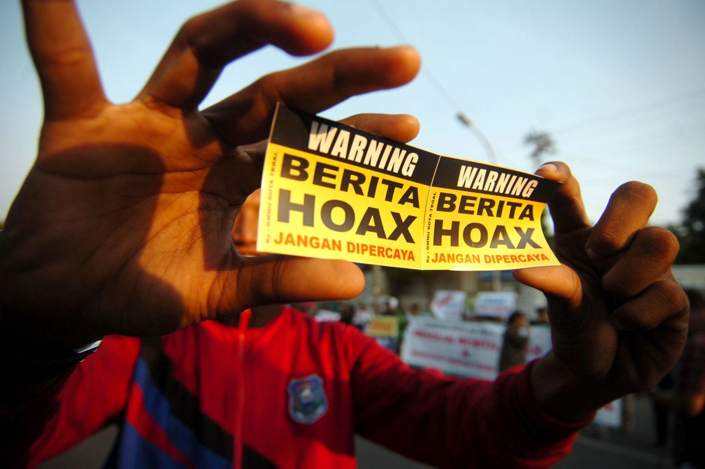 Polda Jabar Tetapkan Dua Tersangka Kasus Hoaks Corona