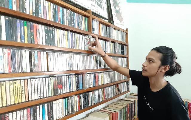 Nostalgia Kaset Pita Selama #diRumahaja