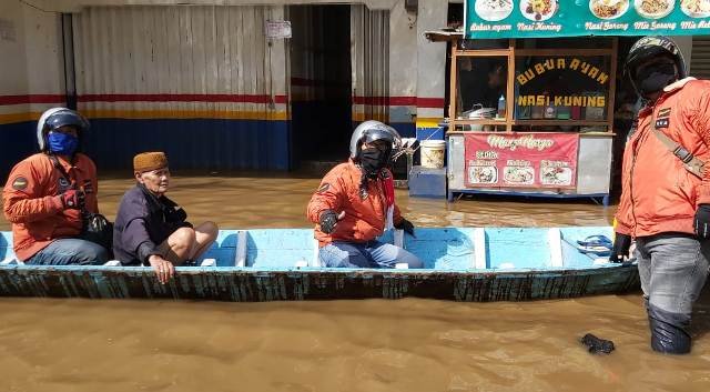 bjb Vespa Community Peduli Covid-19 dan Korban Banjir