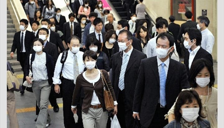 Masker Bantuan Pemerintah Penuh Kutu, Warga Jepang Keluhkan melalui Medsos