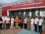 Dua Desa Terdampak Banjir di Kertajati Mendapat Bantuan BIJB