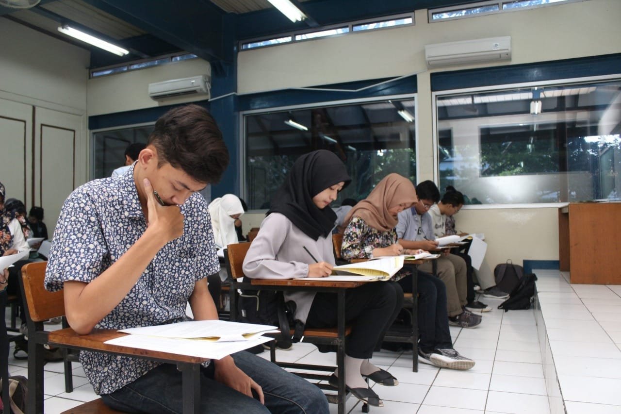 Unisba Terapkan Kuliah Online Hingga Akhir Semester Genap