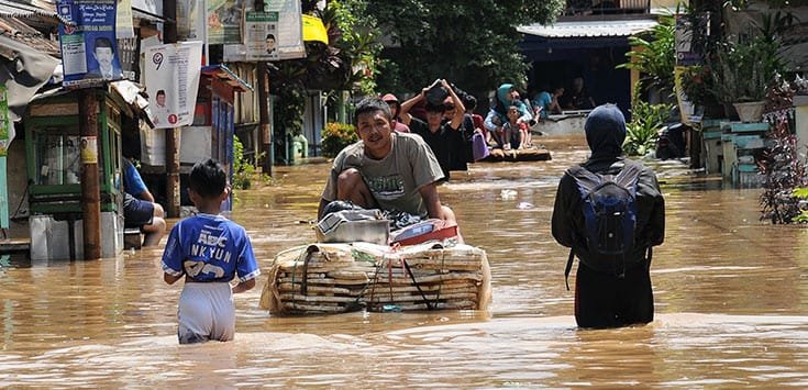 Banjir Rendam 13 Kecamatan di Kab. Bandung, 104 Ribu Warga Terdampak