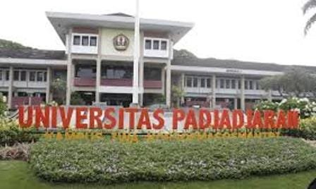 Unpad Perpanjang Masa Studi dan Bebaskan Uang Kuliah