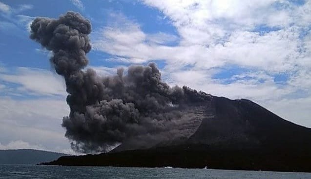 PVMBG: Gunung Anak Krakatau Tidak Meletus, Itu Bukan Suara Krakatau