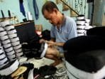 Curhat Perajin di Sentra Peci Legendaris Kampung Langonsari Saat Ramadan Tahun Ini, Sedih!