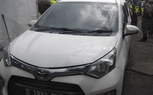 Aksi Tipu-tipu Warga Bandung Hindari PSBB, Mobil Ini Berganti Plat Nomor