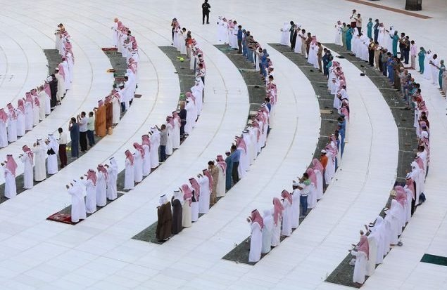 Suasana Salat Idul Fitri di Masjidil Haram
