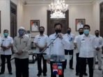 Wali Kota Bogor Bima Arya Izinkan Salat di Masjid dengan Protokol Kesehatan Ketat