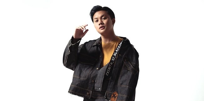 Setelah Ojol, Pedagang dan Tenaga Medis, Rizky Febian Galang Donasi buat Pekerja Harian