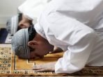 Bacaan Niat dan Tata Cara Shalat Tarawih Sendiri di Rumah